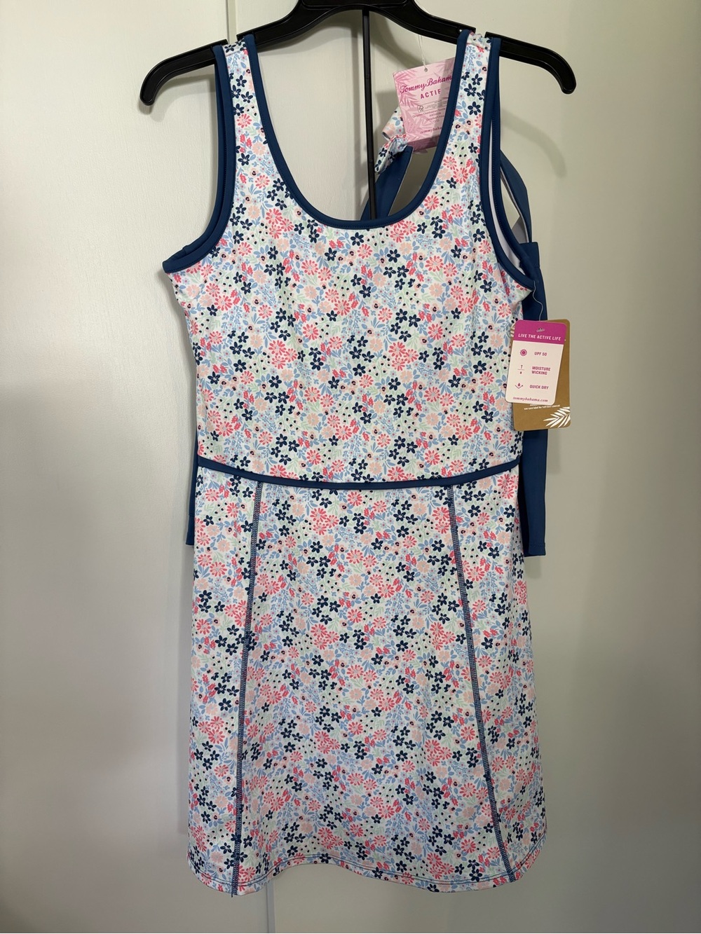 NWT Tommy Bahama Women’s size small athletic dress, shorts & visor floral set